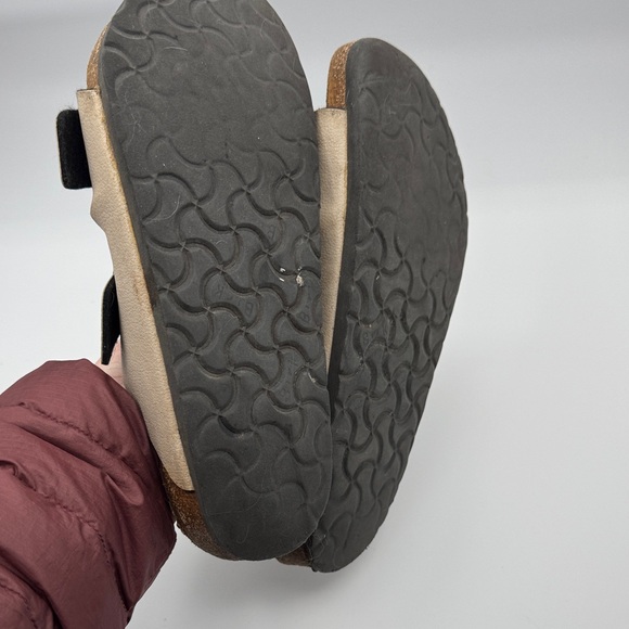 Birkenstock Sandals - Women's 40 - Picture 4 of 4
